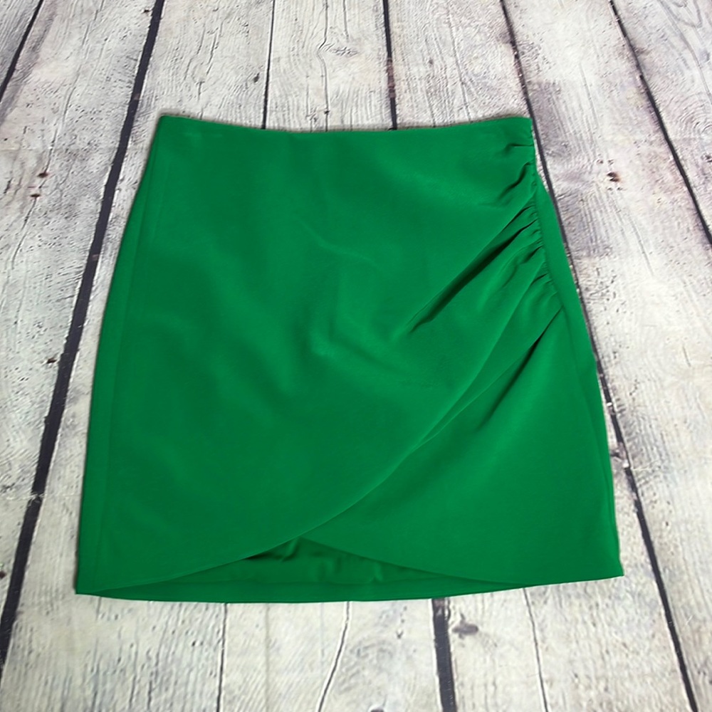 NWT alice + olivia Fidela Draped Mini Skirt